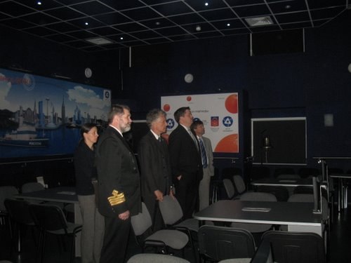 Фото к Мурманский инфоцентр по атомной энергии посетил консул США в Санкт-Петербурге