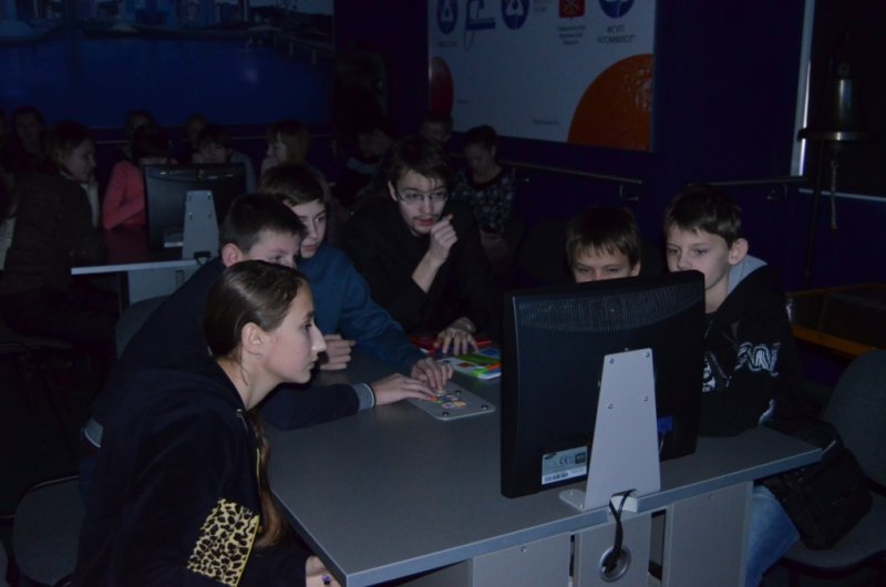Фото к Встреча с капитаном атомного ледокола «Россия»  в Информационном центре атомной энергии Мурманска.