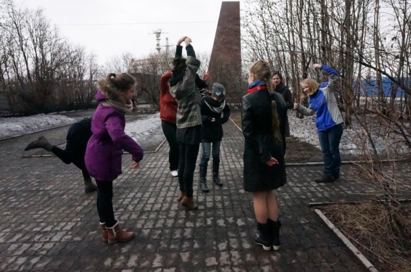 Фото к Информационный центр по атомной энергии Мурманска: «Каждый человек-художник»!