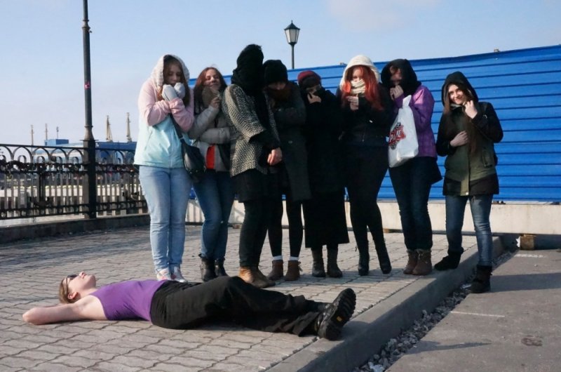 Фото к Информационный центр по атомной энергии Мурманска: «Каждый человек-художник»!